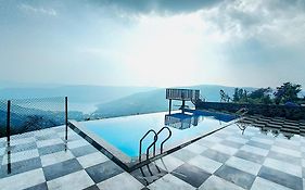 Vinayaka Stays - Infinity Pool And Breathtaking Valley View